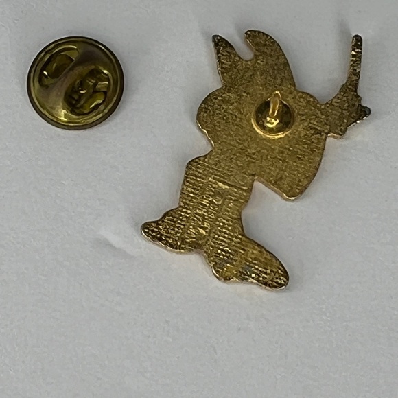 Disney Pin Sorcerer Mickey Mouse from Fantasia Yellow Stars Vintage - Picture 3 of 5